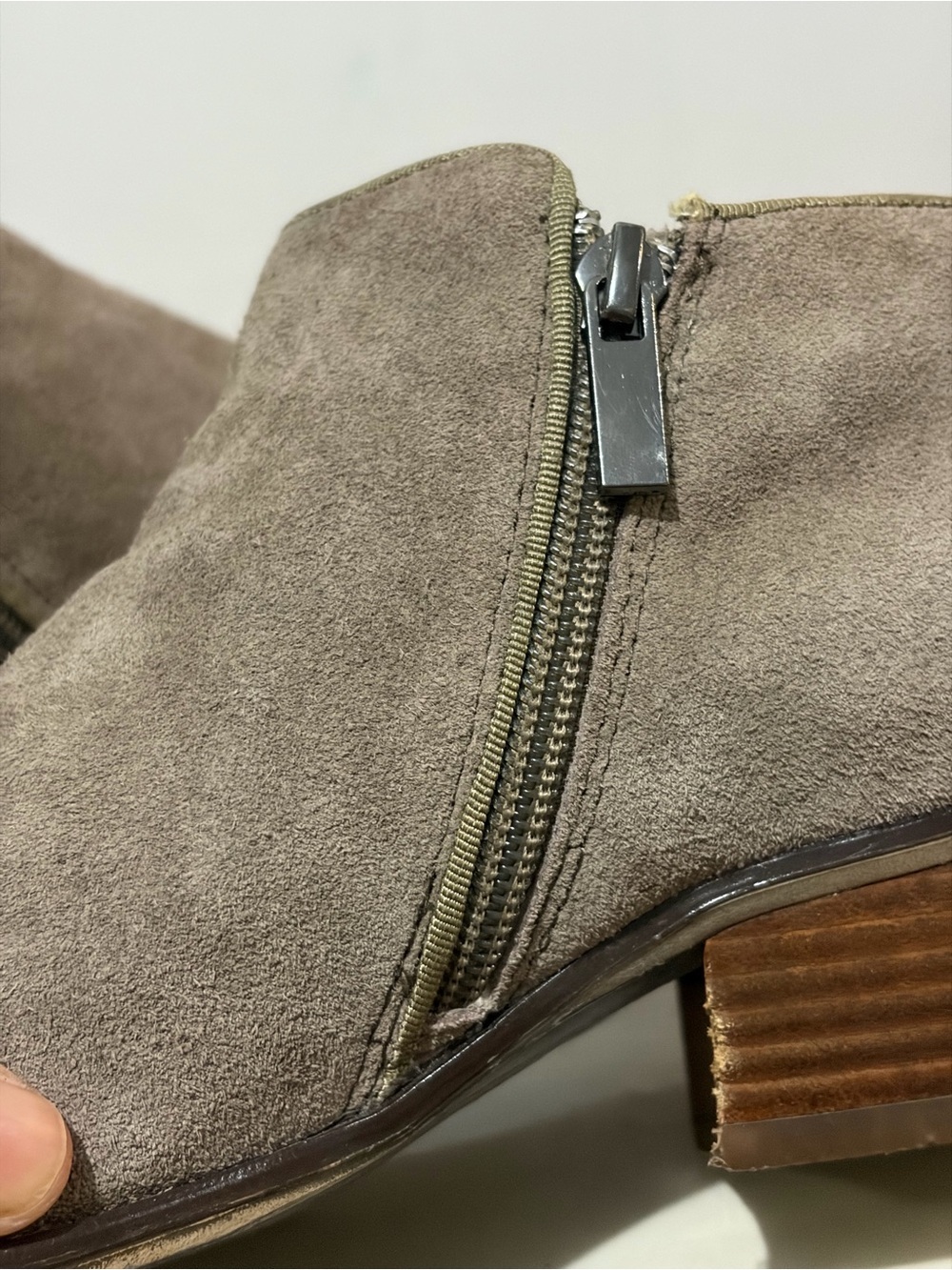 Crown Vintage Suede Taupe Ankle Boots - Women's 7 - Picture 6 of 14